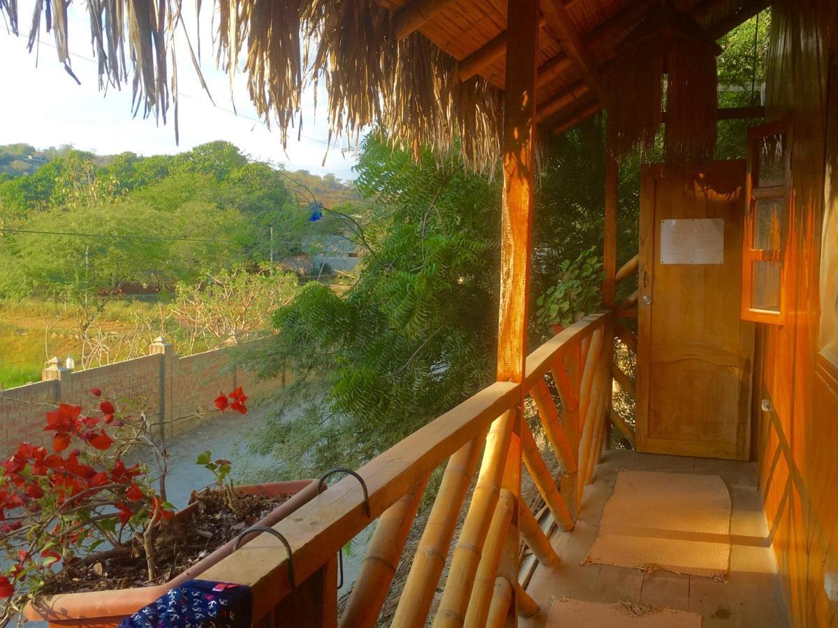 Montañita Iguana Beach House旅舍 外观 照片