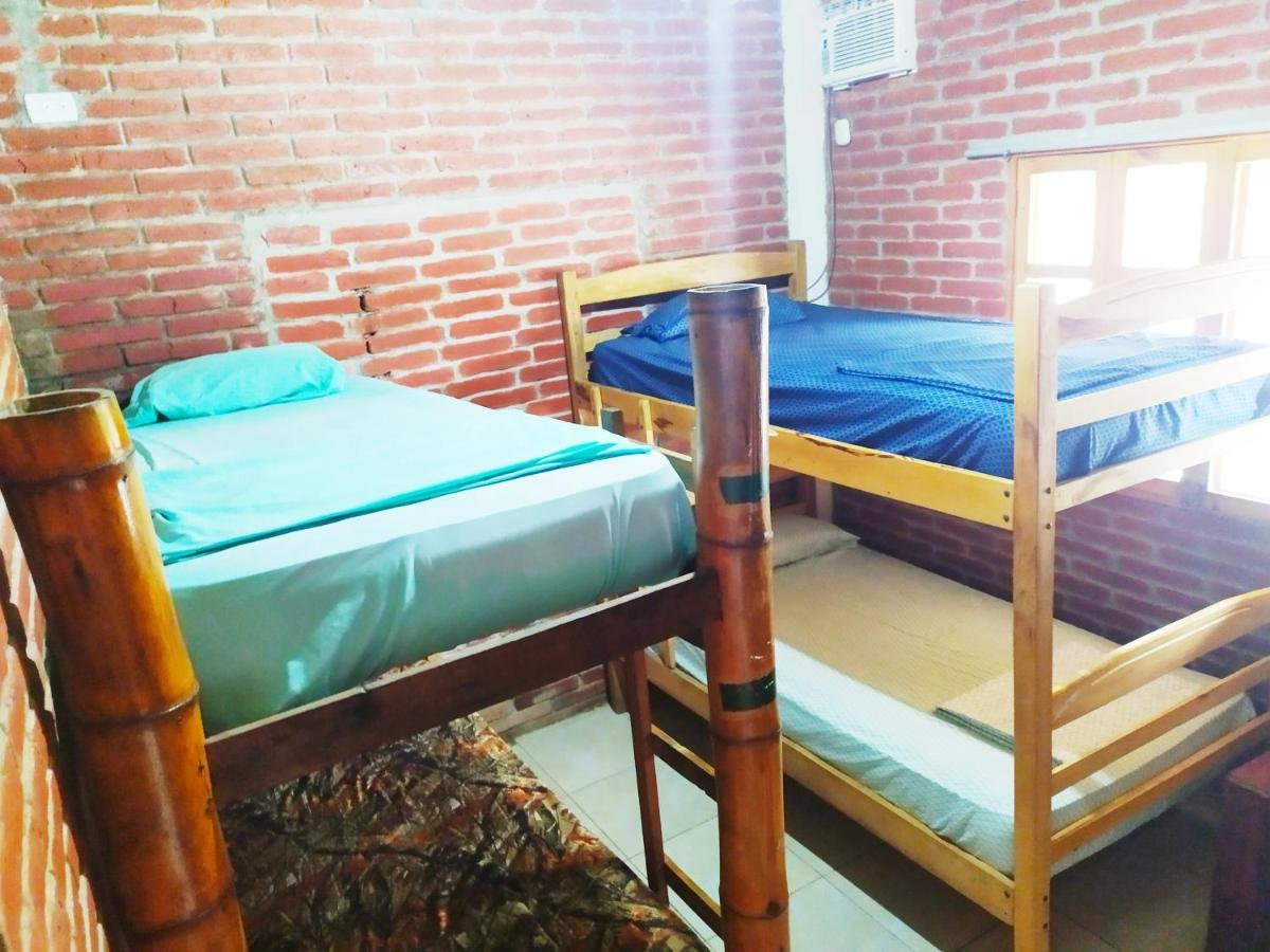 Montañita Iguana Beach House旅舍 外观 照片
