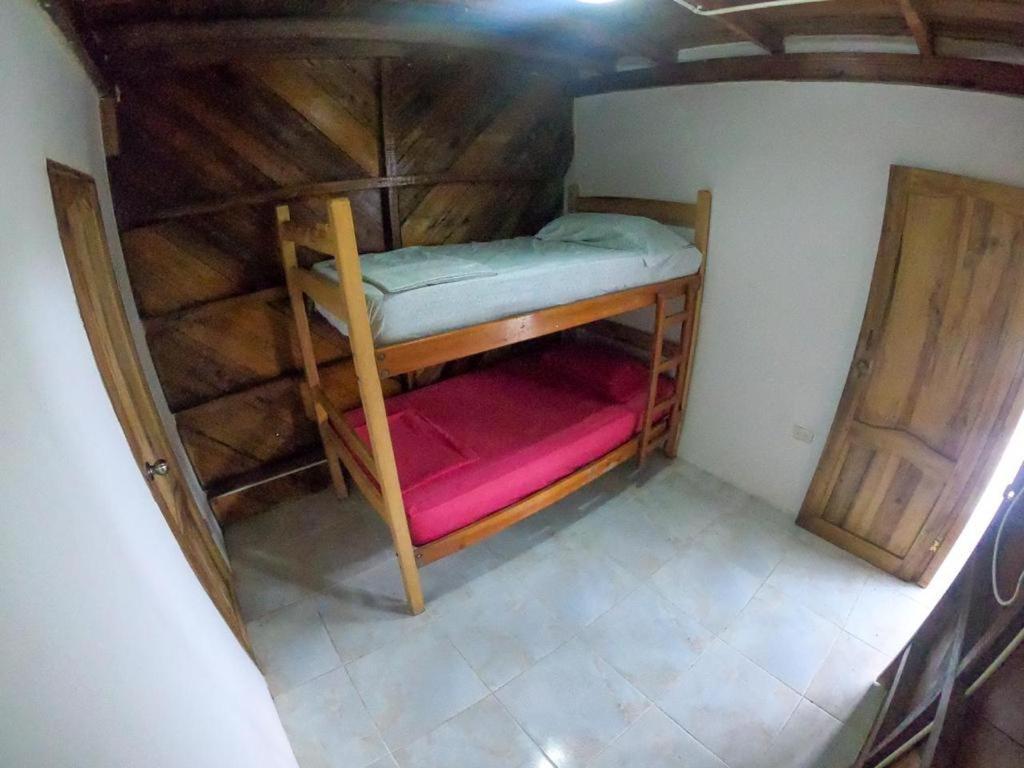 Montañita Iguana Beach House旅舍 外观 照片