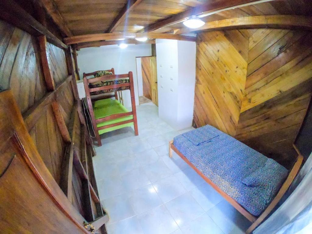 Montañita Iguana Beach House旅舍 外观 照片