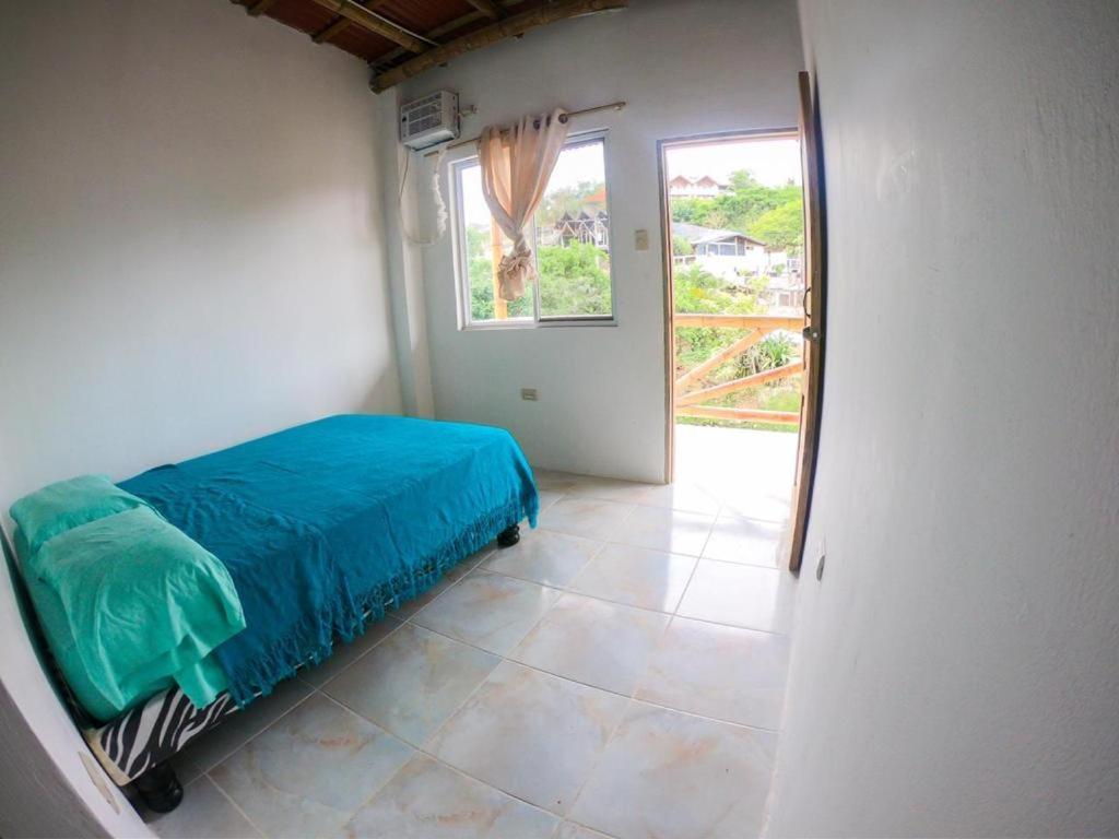 Montañita Iguana Beach House旅舍 外观 照片