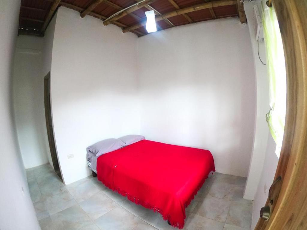 Montañita Iguana Beach House旅舍 外观 照片
